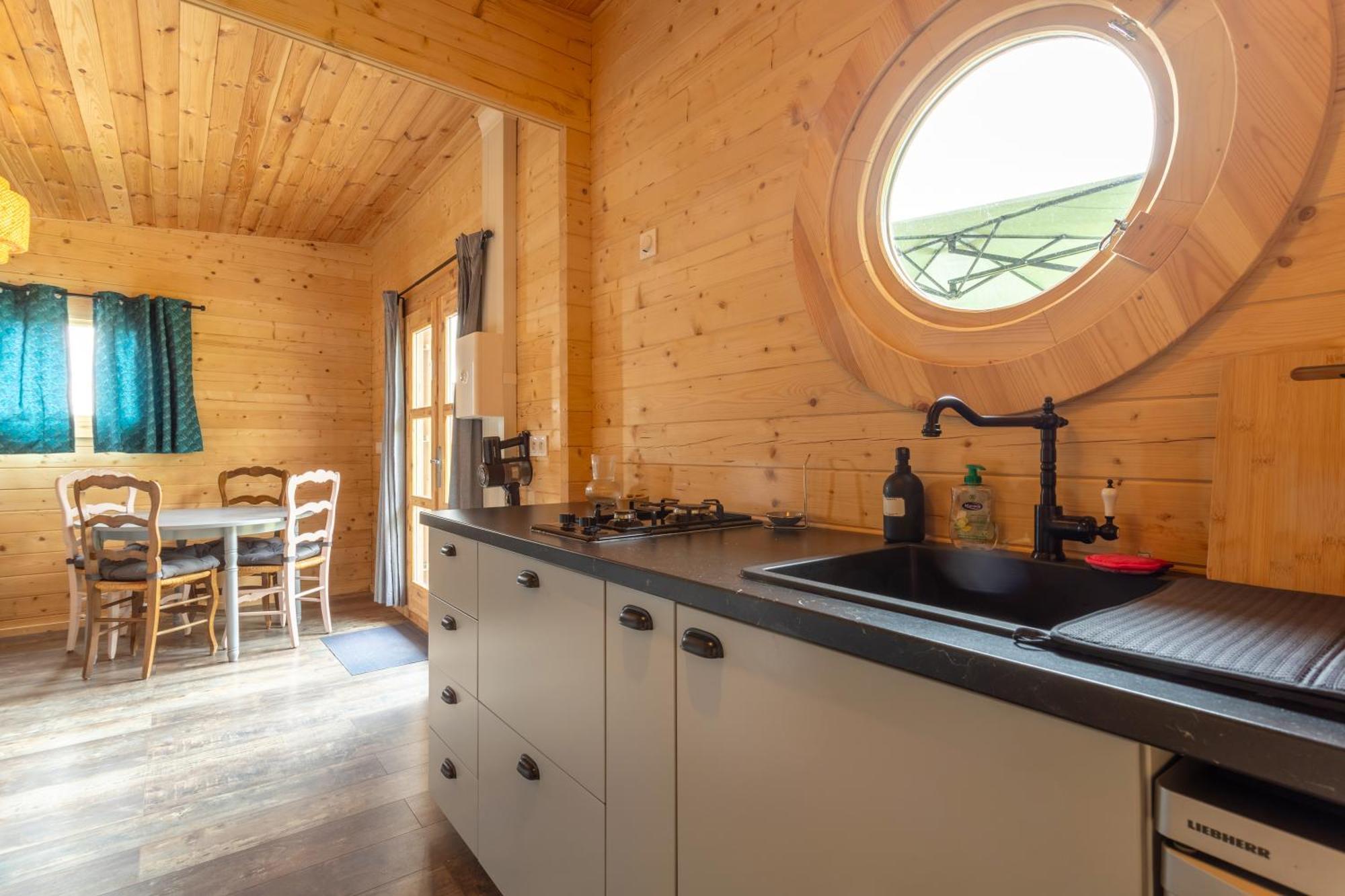Chalet 4 Pers Landeleau 2Kms Canal Ngoại thất bức ảnh