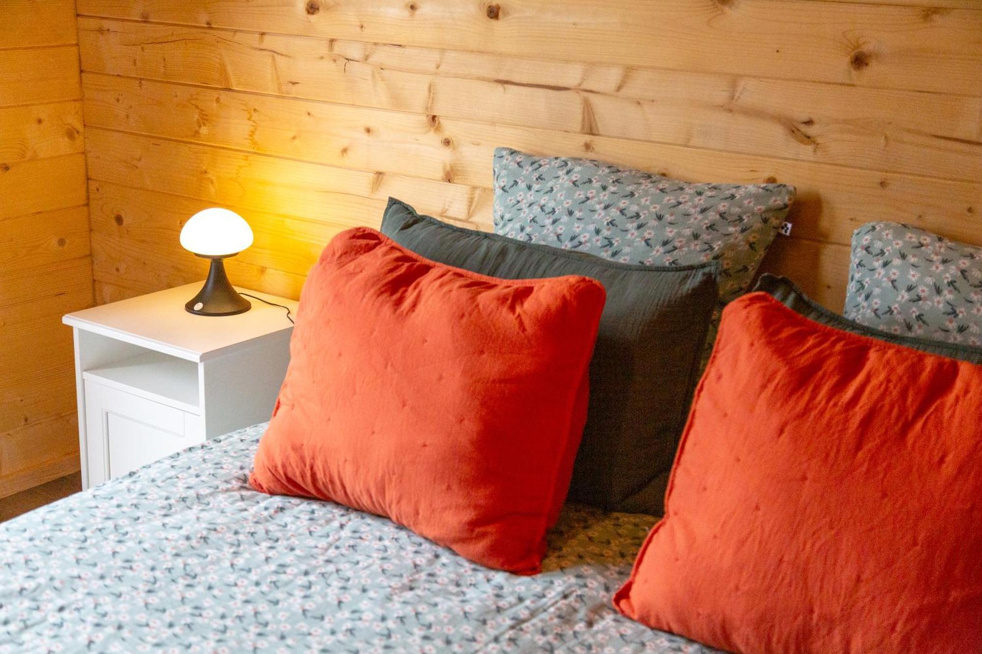 Chalet 4 Pers Landeleau 2Kms Canal Ngoại thất bức ảnh