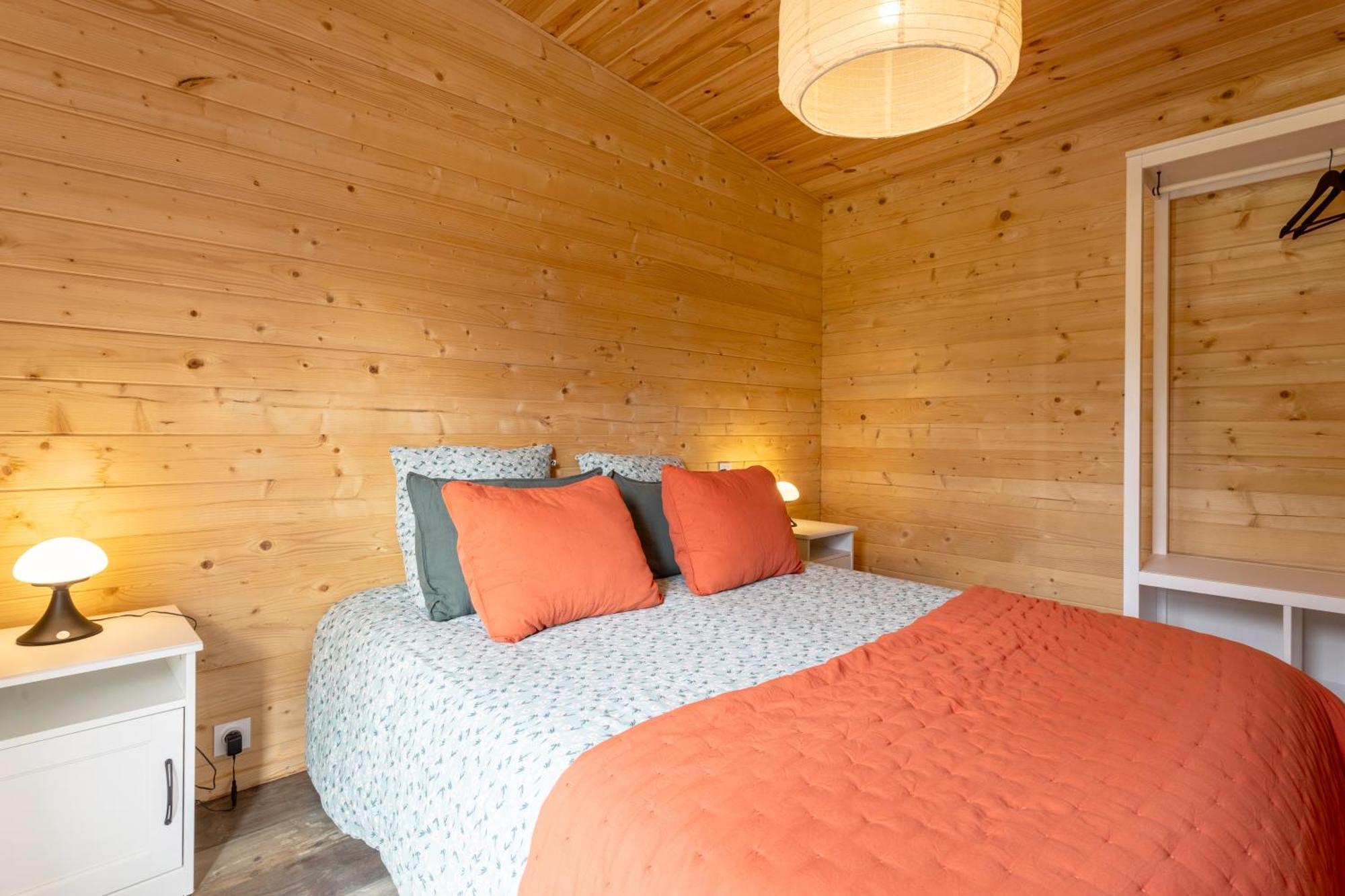 Chalet 4 Pers Landeleau 2Kms Canal Ngoại thất bức ảnh